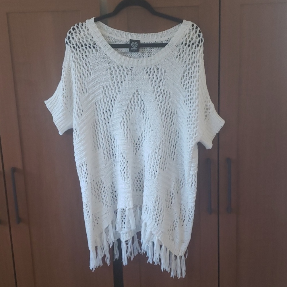 Bobeau sweater with fringe Size Medium